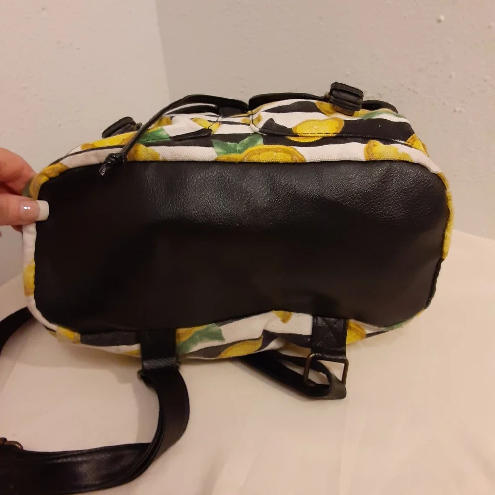 Hot Topic Canvas & Faux Leather Lemon Striped Backpack - Picture 6 of 9